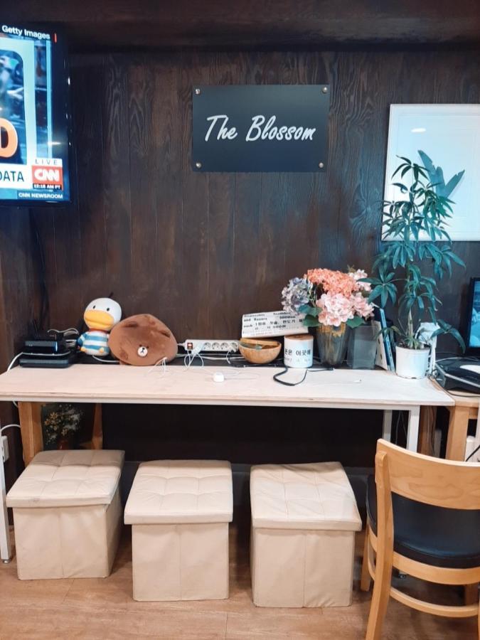 The Blossom Yeonnam Guesthouse Seoul Eksteriør bilde